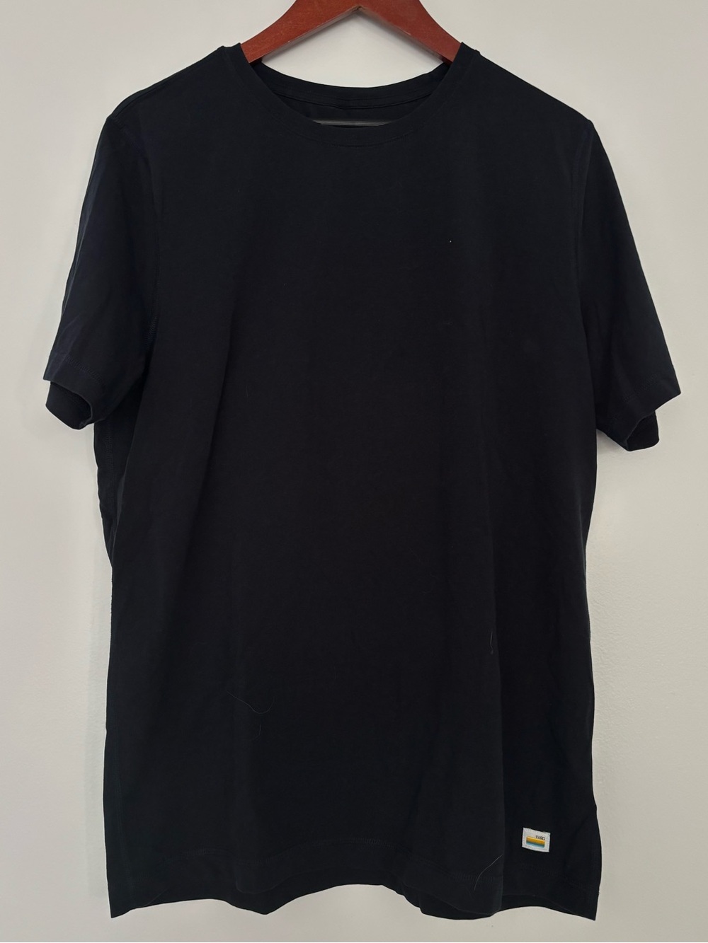 Vuori Men’s Black T-Shirt